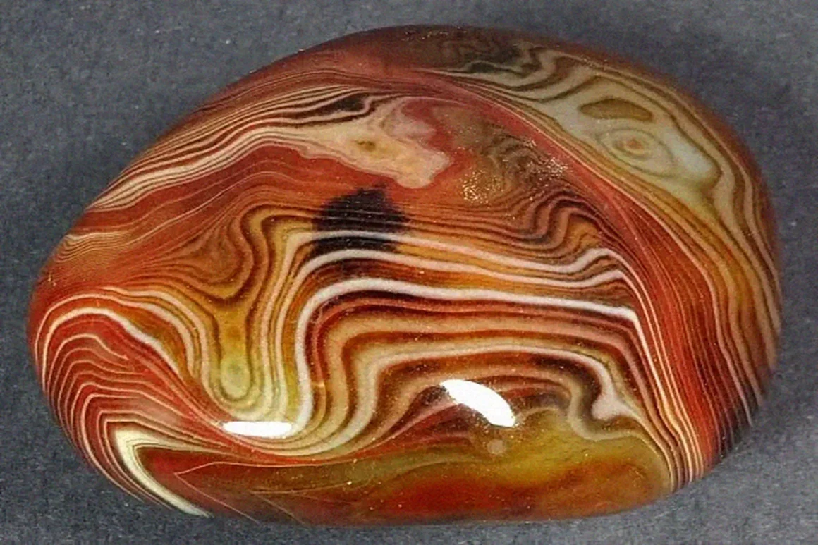 Sardonyx Crystal